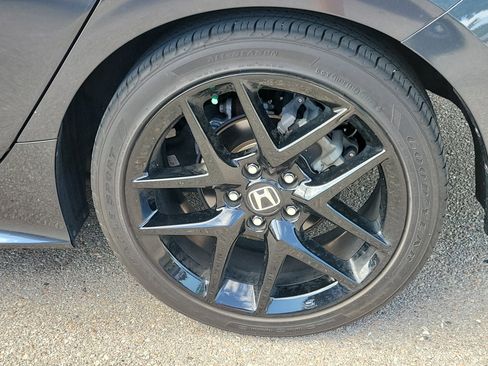 Used 2024 Honda Civic Sport image 9