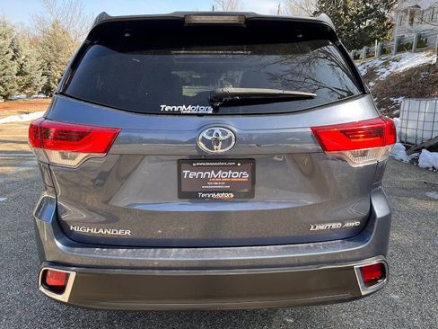 Used 2019 Toyota Highlander Limited Platinum image 45