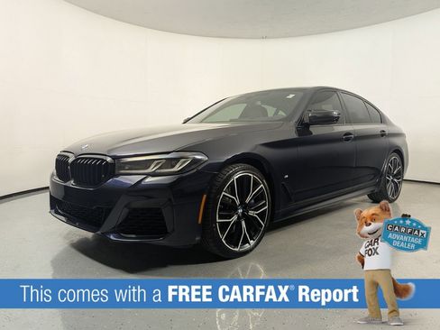 Used 2021 BMW 540i w/ Executive Package image 3