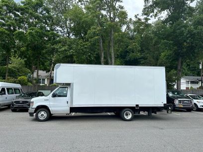 New 2024 Ford E-450 and Econoline 450 Super Duty w/ Driver's Safety Package