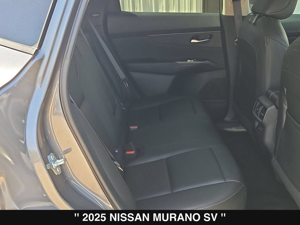 Used 2025 Nissan Murano SV FWD image 27