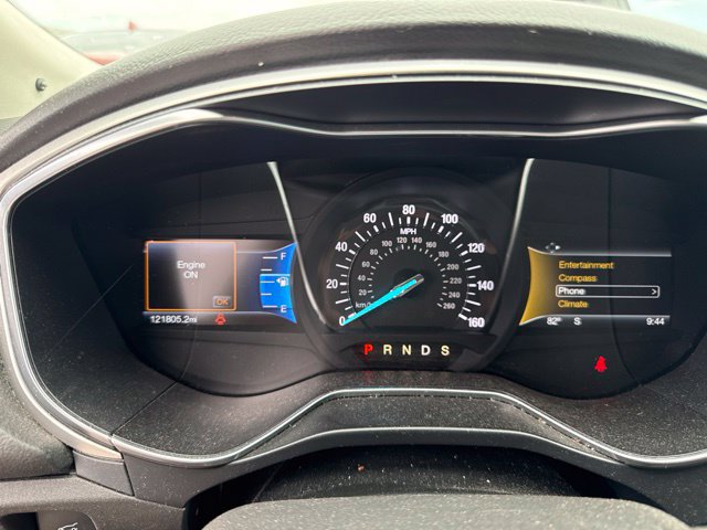Used 2016 Ford Fusion SE FWD image 5