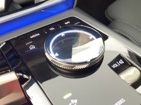 New 2025 BMW X3 xDrive30i w/ Premium Package image 21