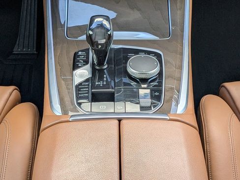 Used 2021 BMW X5 xDrive45e w/ Parking Assistance Package image 21