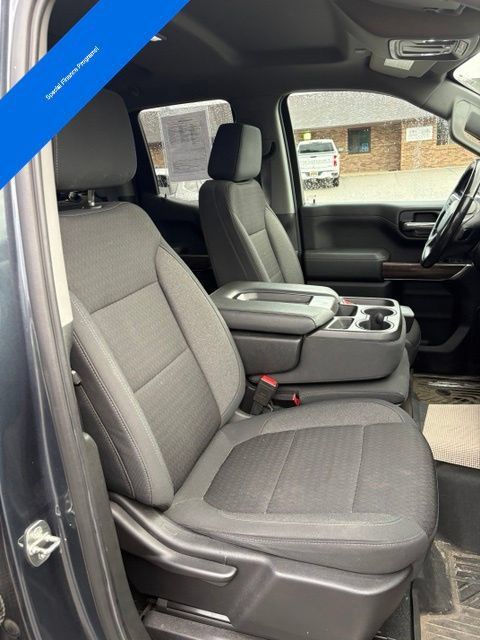 Used 2020 Chevrolet Silverado 1500 RST AWD/4WD image 34