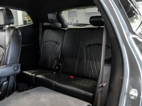 Used 2022 Buick Enclave Avenir w/ Trailering Package, 5000 lbs. FWD image 52