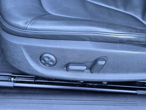 Used 2011 Audi A5 2.0T Premium image 24