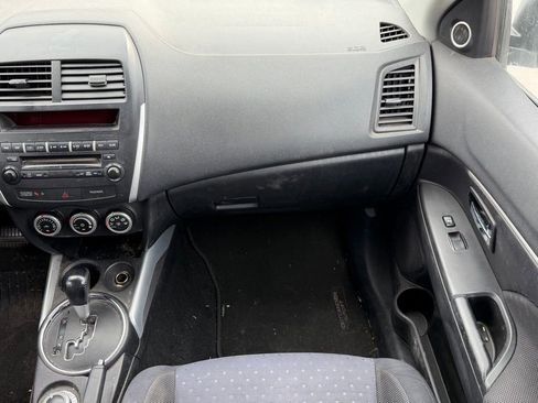 Used 2011 Mitsubishi Outlander Sport SE image 10