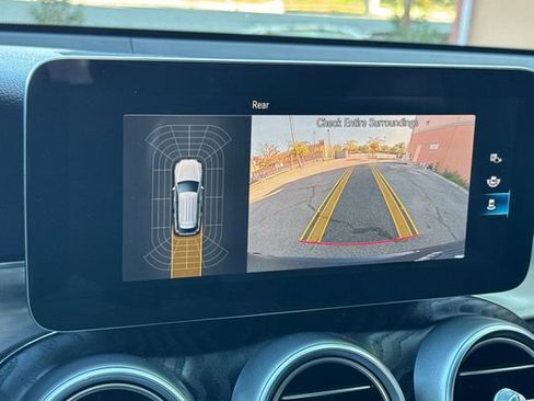 Used 2021 Mercedes-Benz GLC 300 image 22