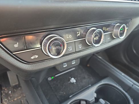 Used 2026 Honda HR-V EX-L image 21