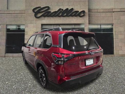 Used 2025 Subaru Forester Premium image 3