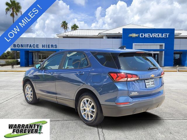 Used 2024 Chevrolet Equinox LS FWD image 3