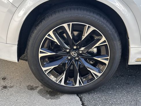 Certified 2025 MAZDA CX-90 3.3 Turbo S w/ Premium Package image 18