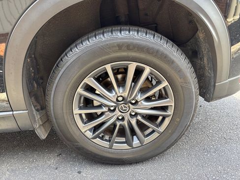 Used 2020 MAZDA CX-5 Touring FWD image 18