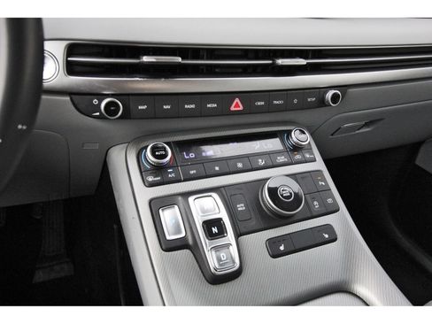 Certified 2025 Hyundai Palisade SEL FWD image 26