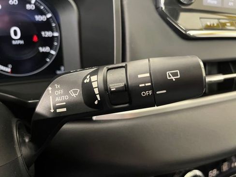 Used 2023 Mitsubishi Outlander SEL image 24