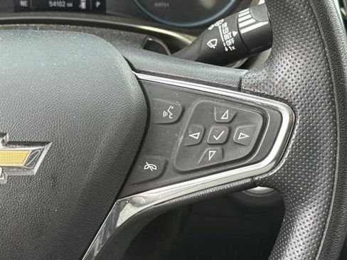 Used 2020 Chevrolet Equinox LS w/ LPO, Floor Liner Package FWD image 14