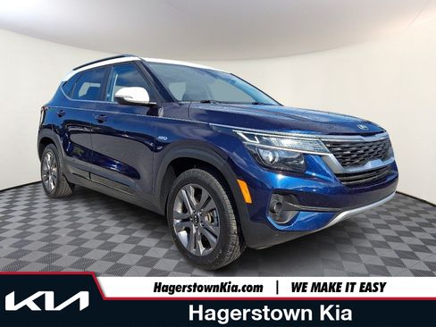 Used 2021 Kia Seltos S AWD/4WD image 1