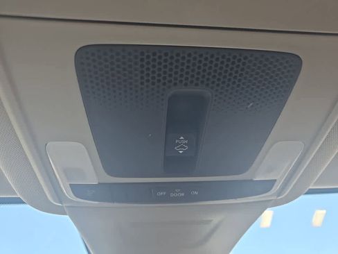 Used 2023 Honda CR-V EX-L image 31