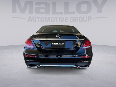 Used 2018 Mercedes-Benz E 300 4MATIC image 4