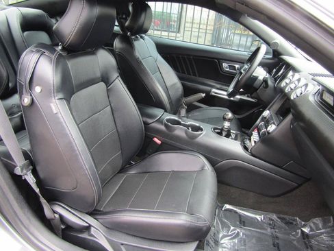 Used 2016 Ford Mustang GT Premium RWD image 11