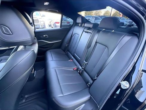 Used 2025 BMW 330i Sedan w/ Convenience Package RWD image 26