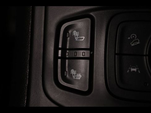 Used 2022 GMC Terrain SLE w/ Driver Convenience Package image 28