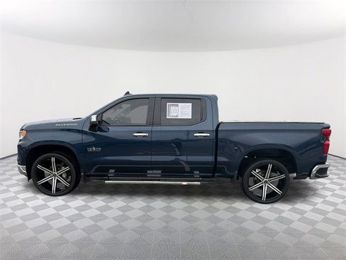 Used 2022 Chevrolet Silverado 1500 LT image 8