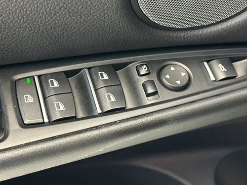 Used 2019 BMW X6 xDrive35i w/ M Sport Package image 13