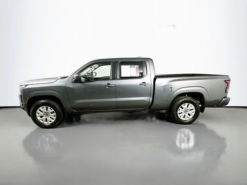 Used 2022 Nissan Frontier SV AWD/4WD image 5