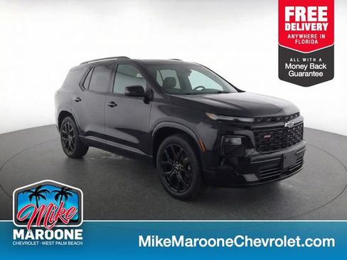 Used 2025 Chevrolet Traverse RS AWD/4WD image 1