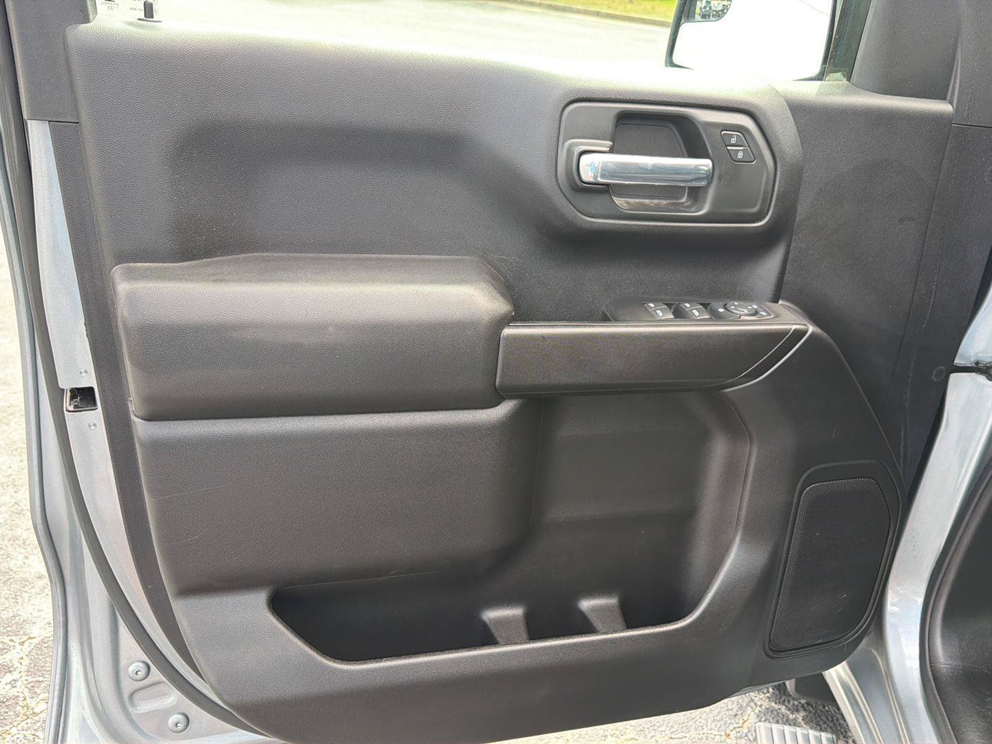 Used 2023 GMC Sierra 1500 Pro w/ Graphite Edition AWD/4WD image 16