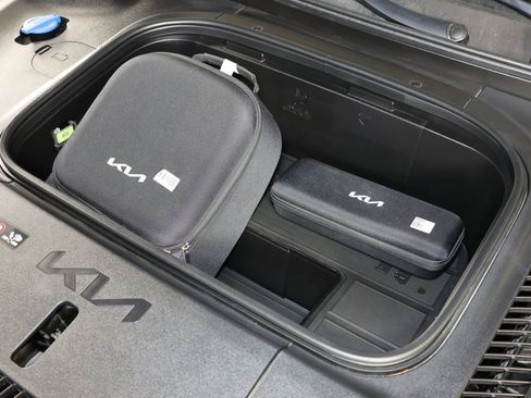 Used 2024 Kia EV9 GT-Line AWD/4WD image 22