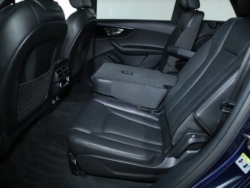 Used 2019 Audi Q7 3.0T Prestige w/ Prestige Package image 28