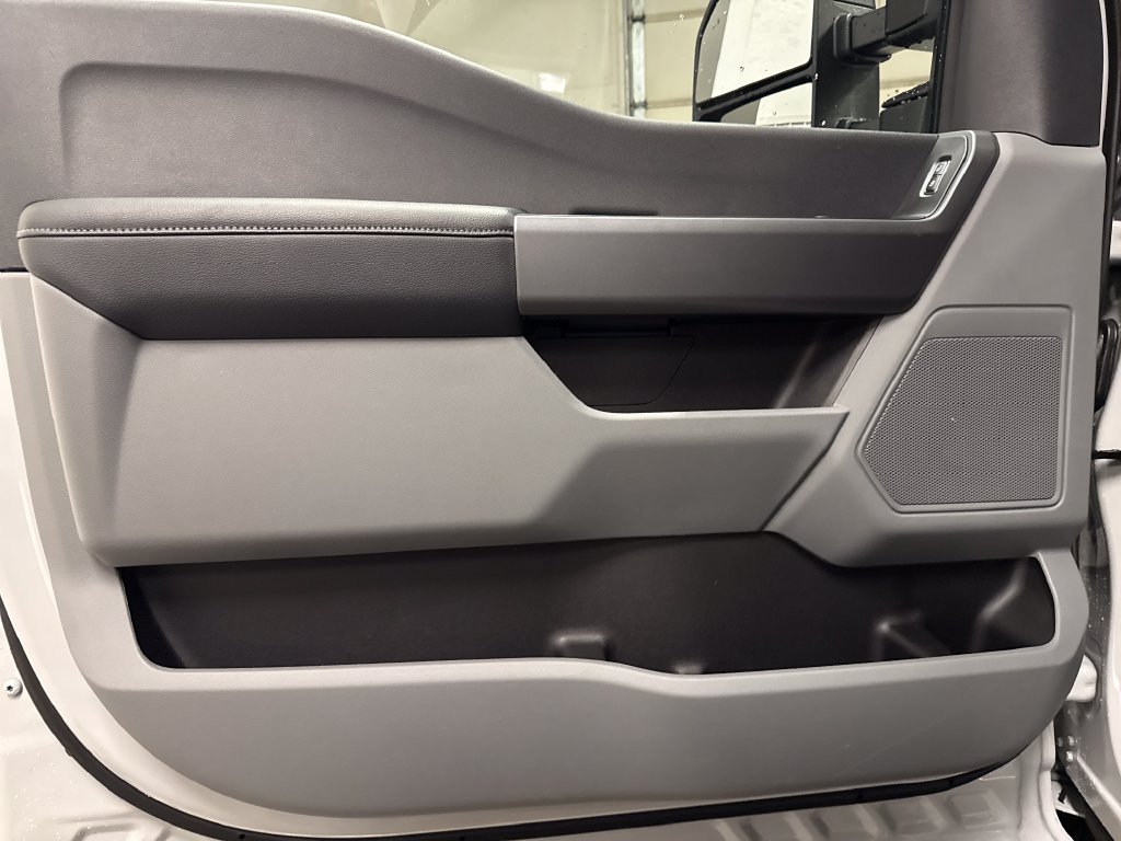 New 2026 Ford F250 XL w/ STX Appearance Package AWD/4WD image 19