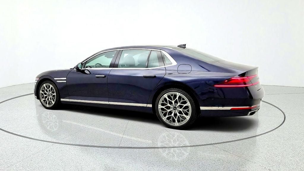Used 2023 Genesis G90 3.5T AWD/4WD image 7