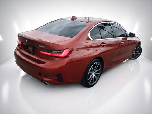 Used 2021 BMW 330i Sedan RWD image 4