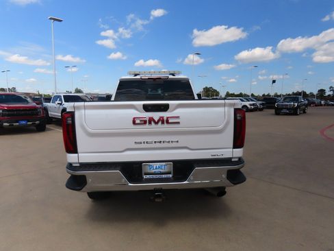 Used 2025 GMC Sierra 2500 SLT w/ SLT Convenience Package image 13