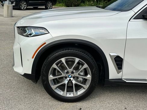 Used 2025 BMW X5 xDrive40i w/ Climate Comfort Package AWD/4WD image 11
