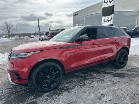 Used 2022 Land Rover Range Rover Velar R-Dynamic S image 8