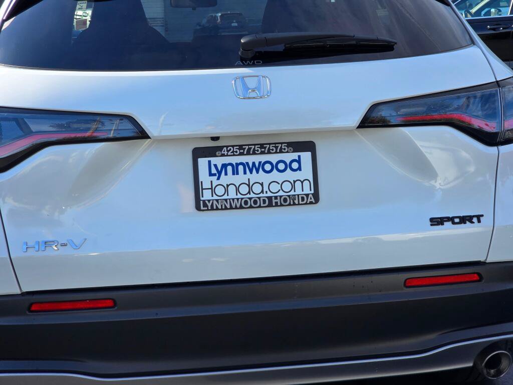 Used 2024 Honda HR-V Sport image 13