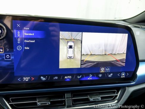 New 2026 Chevrolet Equinox EV LT FWD image 16