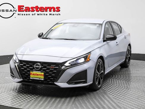 Used 2023 Nissan Altima 2.5 SR image 1