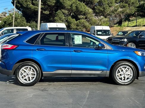 Certified 2024 Ford Edge SEL AWD/4WD image 4