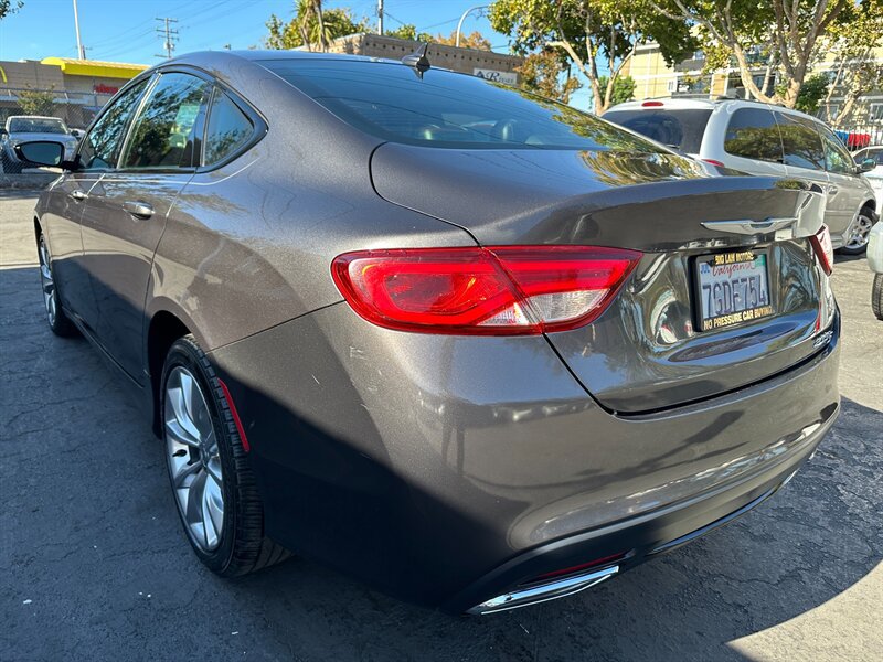 Used 2015 Chrysler 200 S w/ Navigation & Sound Group I FWD image 7