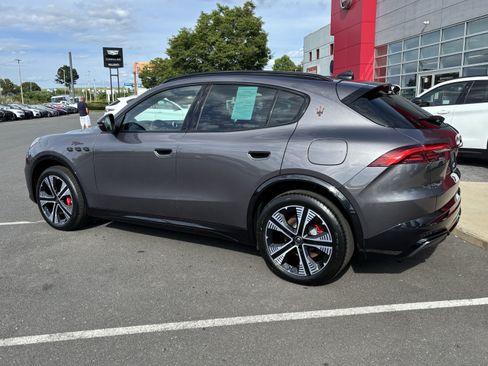 Used 2025 Maserati Grecale Folgore AWD/4WD image 4
