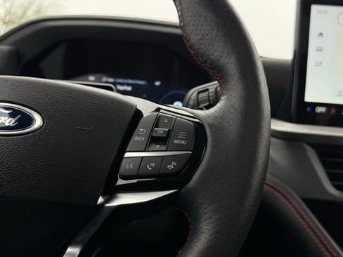 Used 2025 Ford Explorer ST AWD/4WD image 10