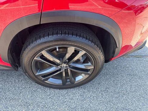 Used 2024 Lexus NX 450h+ AWD w/ Luxury Package image 16