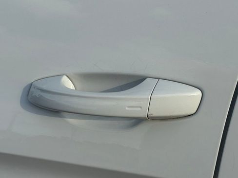 Used 2022 Volkswagen Atlas SEL Premium image 37