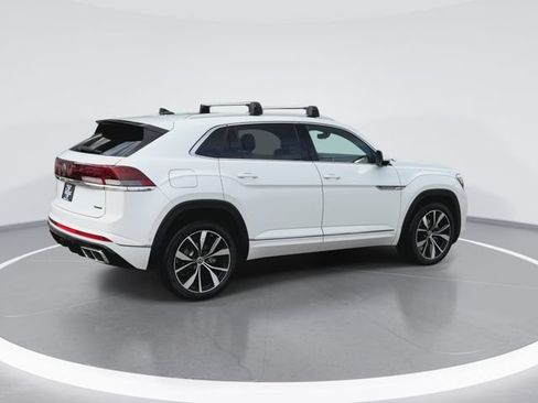 New 2026 Volkswagen Atlas Cross Sport SEL Premium R-Line AWD/4WD image 4